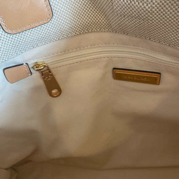 Tory Burch Ella Tote - Picture 7 of 11